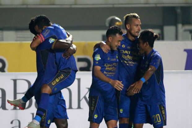 Adaptasi Cuaca, Persib...