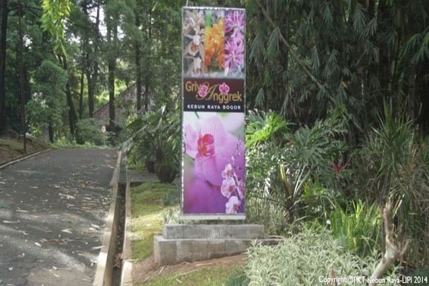 Di Usia Dua Abad, Kebon...
