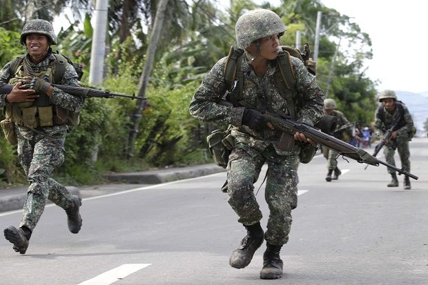 Tentara Filipina Geruduk...