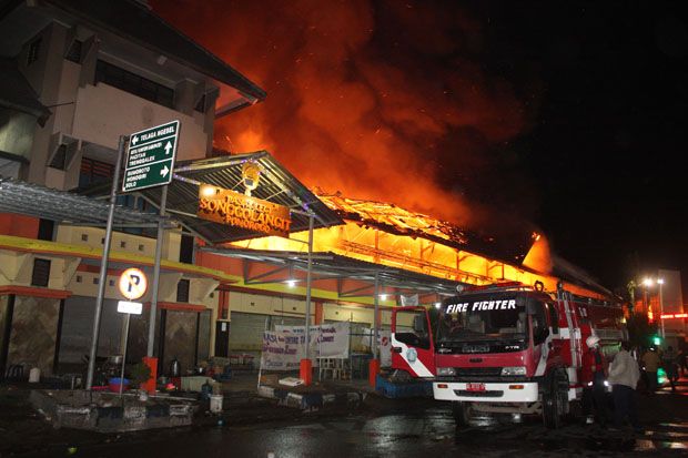 Pasar Songgolangit Ponorogo...
