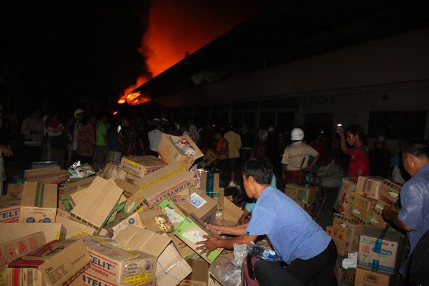 60% Bangunan Pasar Songgolangit...