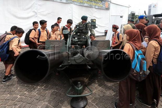Spesifikasi Meriam Buatan...