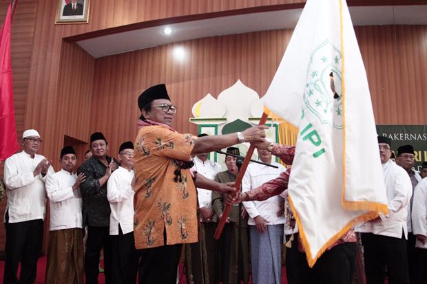 Oesman Sapta: Pesantren...