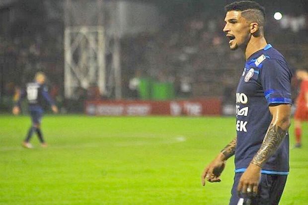 Arthur Cunha Diistirahatkan...