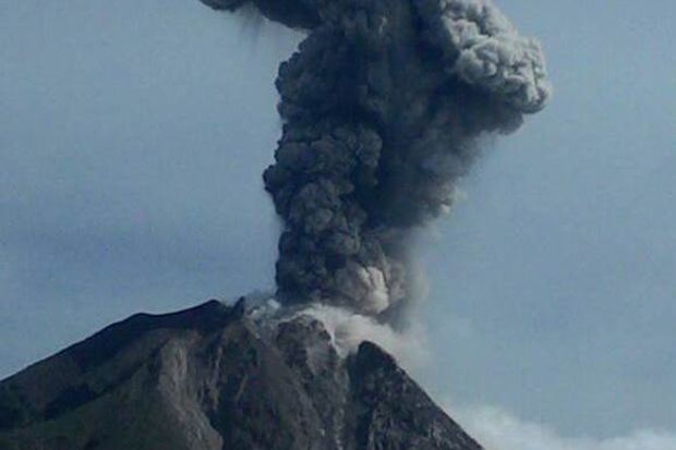 Gunung Sinabung Meletus,...