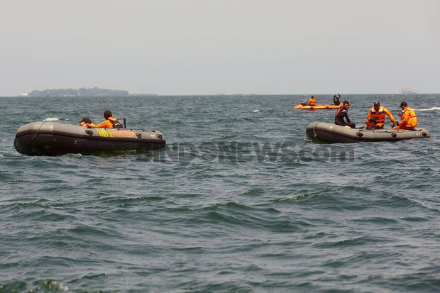 Kapal Terbakar di Perairan...