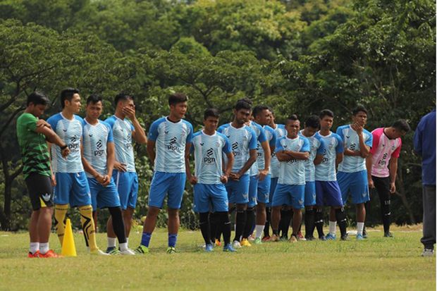 Persegres Gresik United...