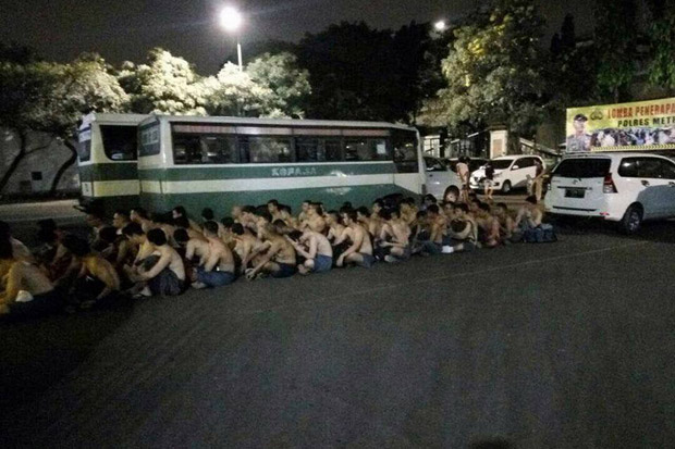 Pesta Seks, 141 Gay...