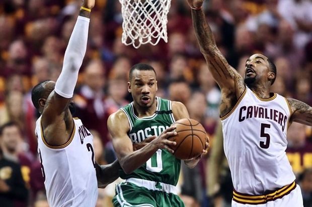 Celtics Buka Asa Usai...