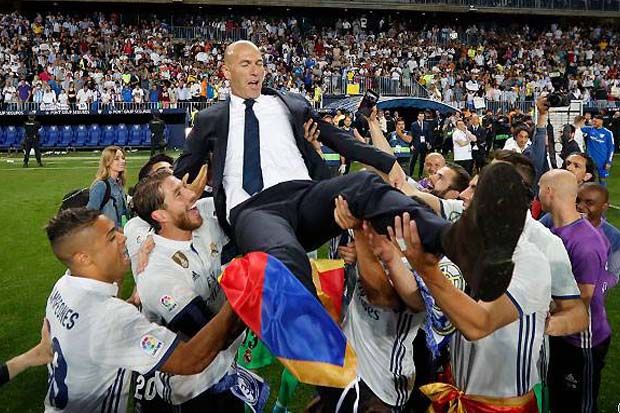 Zidane: Pesta Dulu,...