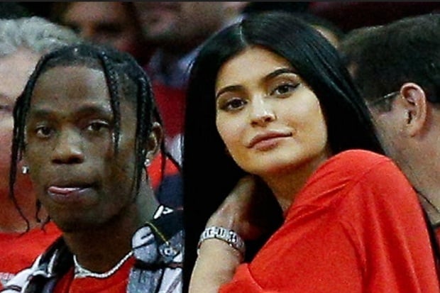 Kylie Jenner dan Travis...