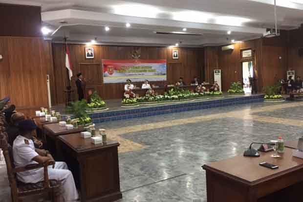 Bupati Kobar yang Didukung...