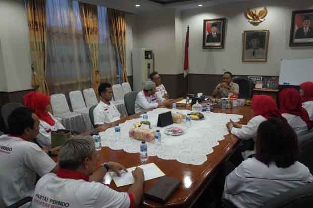 DPW Perindo Banten Kunjungi...