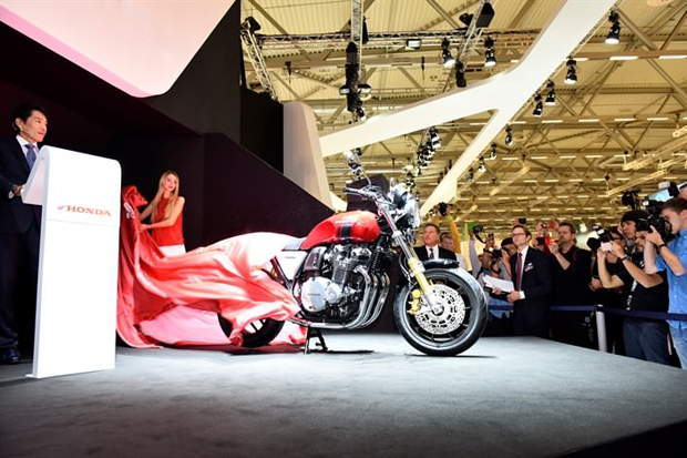 Honda CB1100 Dapat Polesan...