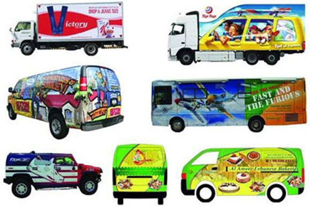 Mobil Jadi Iklan Berjalan...