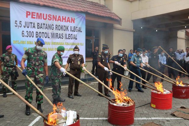 Bea Cukai Sulawesi Musnahkan...