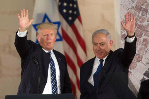 Takut Dicela, Trump...