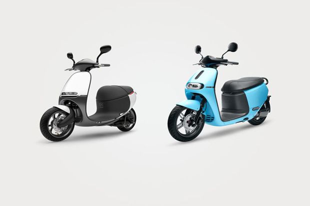 Gogoro 2 Skuter Listrik...