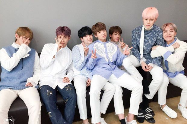 BTS Ingin Gelar Konser...