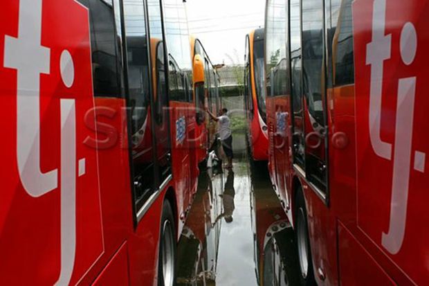 Bisnis Transjakarta...