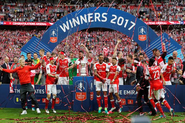 Arsenal Tim Paling Sukses...
