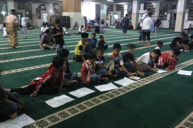Anak-anak Antusias Ikuti...