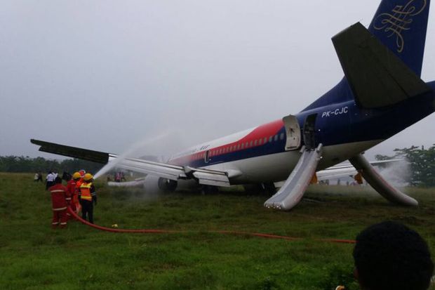 Sriwijaya Air Tergelincir...