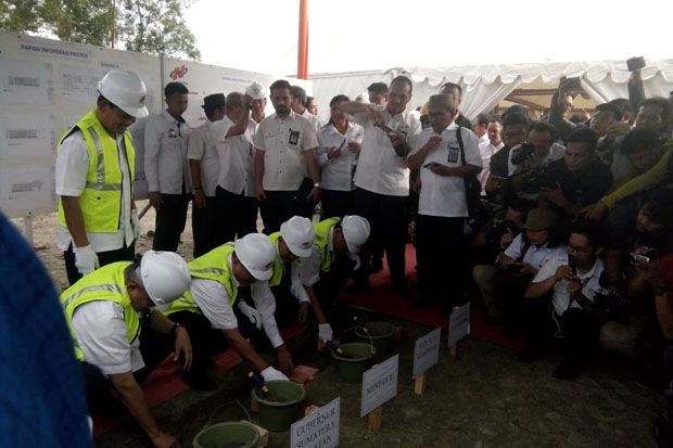 Menteri Pariwisata Usulkan...