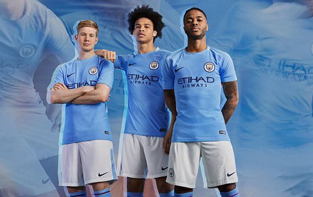 Jersey Anyar Manchester...