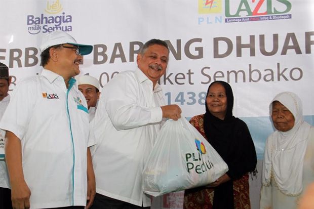 Pegawai PLN Sebarkan...