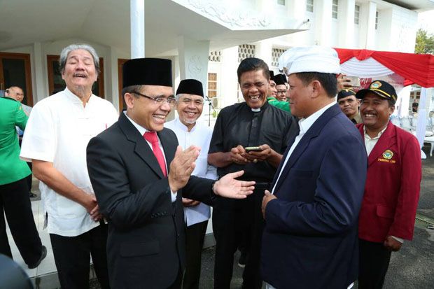 Bupati Anas Dukung UKP...