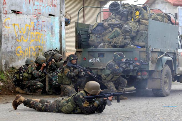 Berangus Teroris Marawi,...