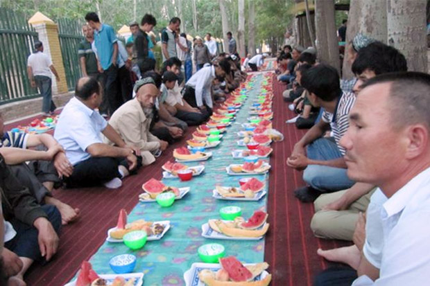 China Halangi Muslim...