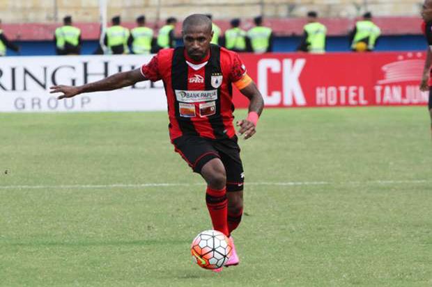 Persipura Siapkan Boaz...