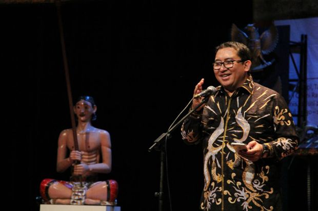 Fadli Zon: Banyak Persoalan...