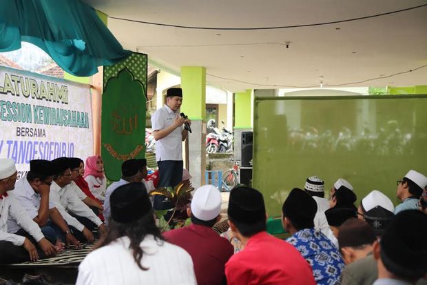 HT: Ciptakan Pengusaha...