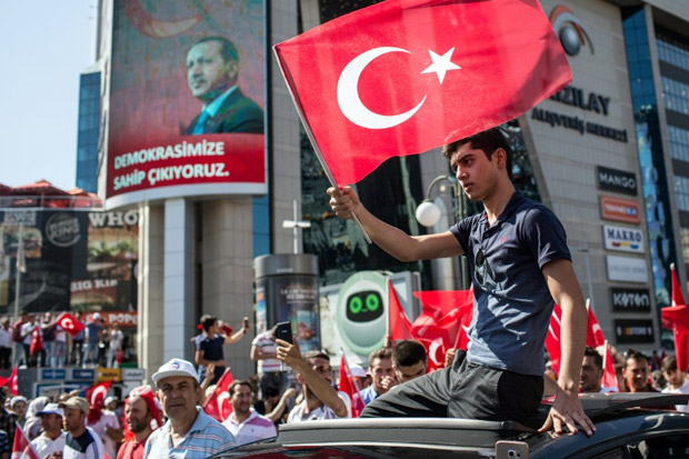 Terkait dengan Gulen,...