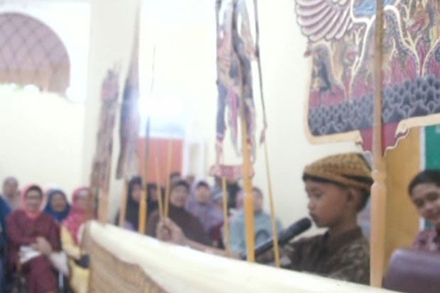 Pengajian Ramadan, Dalang...