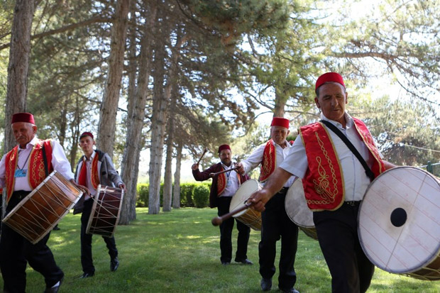 Drumer Ramadan, Tradisi...