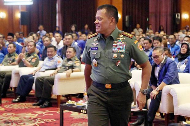 Panglima TNI Ajak Masyarakat...