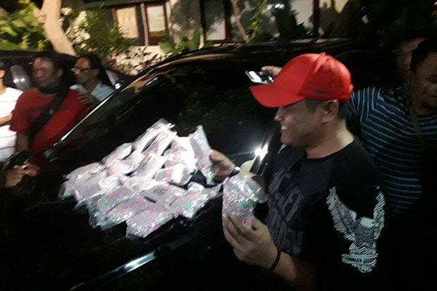 Tempat Hiburan Malam...