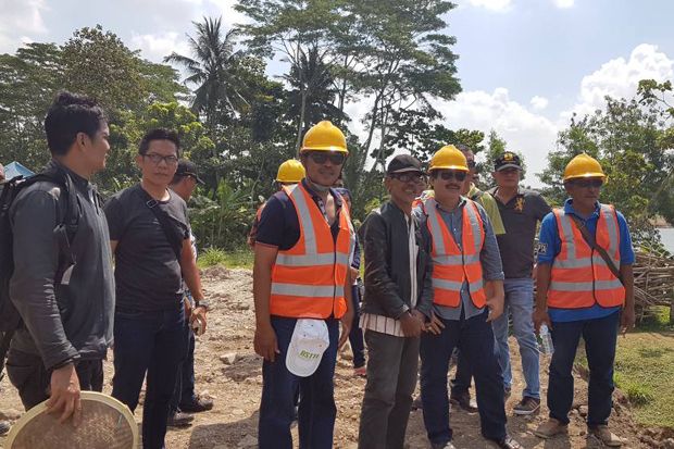 Pembangunan Tanggul...