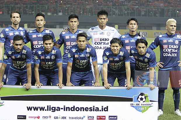 Menjamu Perseru, Arema...