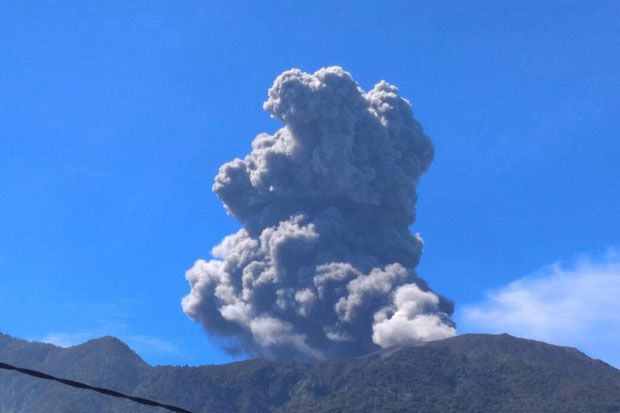 Gunung Marapi Meletus,...