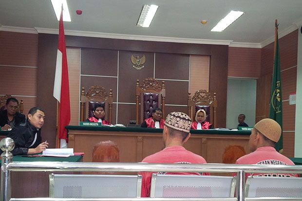 Dua Terdakwa Pemilik...