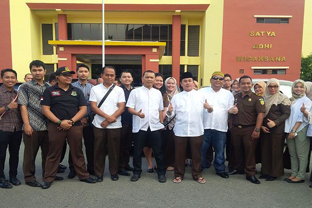 Kejaksaan Negeri Batam...