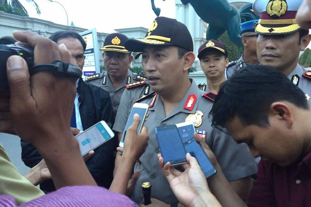 Densus 88 Tangkap Tiga...