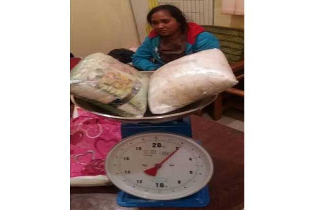 Wanita Ini Jaringan...