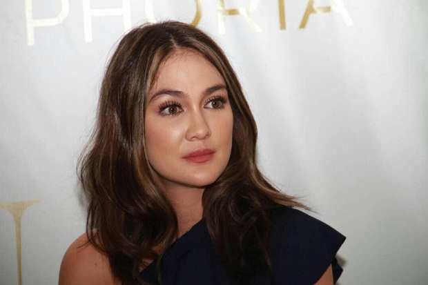 Luna Maya Makin Fokus...