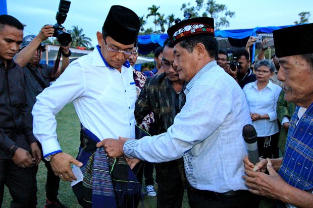 Warga Jorlang Hataran...
